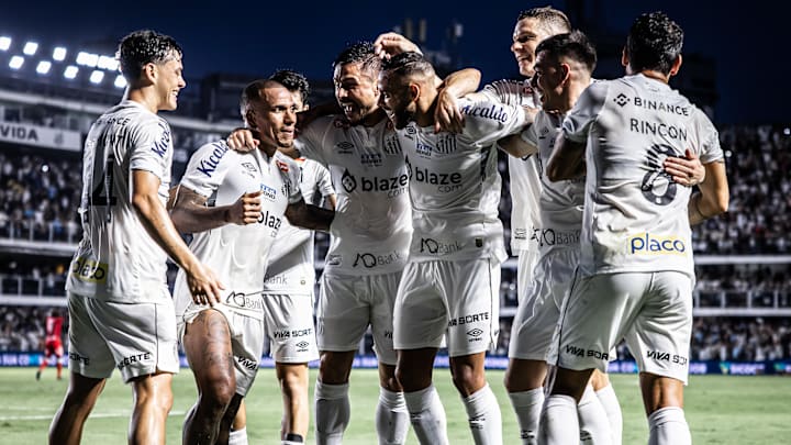 Santos pode sacramentar retorno à elite na próxima rodada