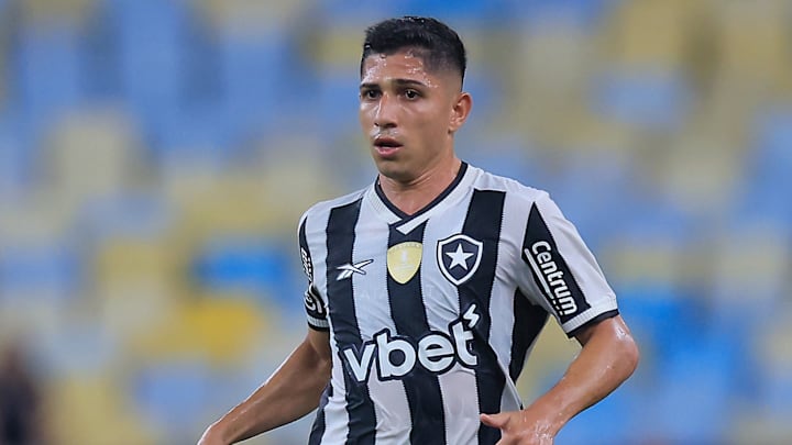Savarino é um dos principais destaques do elenco alvinegro