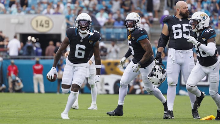 Nov 10, 2024; Jacksonville, Florida, USA; Jacksonville Jaguars safety Darnell Savage (6) celebrates an interception with safety Antonio Johnson (26) against the Minnesota Vikings during the third quarter at EverBank Stadium. Nov 10, 2024; Jacksonville, Florida, USA; Jacksonville Jaguars safety Darnell Savage (6) celebrates an interception with safety Antonio Johnson (26) against the Minnesota Vikings during the third quarter at EverBank Stadium.