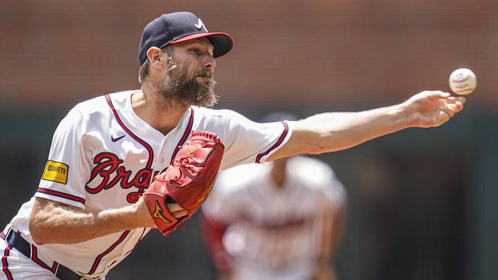 Chris Sale and the Braves are home favorites against the Blue Jays.
