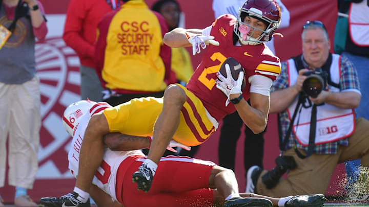 Nov 16, 2024; Los Angeles, California, USA; Southern California Trojans wide receiver Duce Robinson catches a pass against  Nebraska Cornhusker cornerback Tommi Hill during the first half.