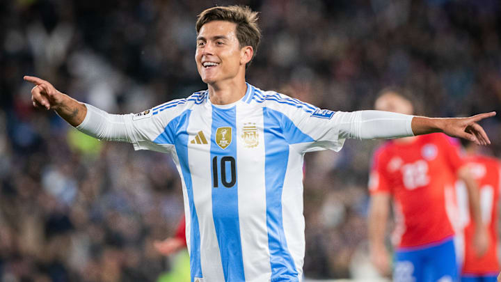 Dybala ganhou o novo número após lesão de Messi