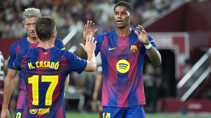 Marcus Rashford briga por vaga no time titular