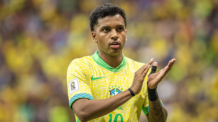 Rodrygo volta à Seleção e destaca foco na Copa do Mundo Rodrygo volta à Seleção e destaca foco na Copa do Mundo