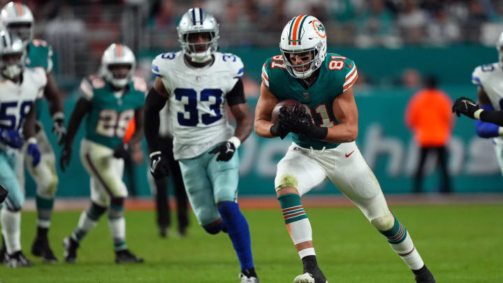 Miami Dolphins tight end Durham Smythe runs against the Dallas Cowboys at Hard Rock Stadium last December. Miami Dolphins tight end Durham Smythe runs against the Dallas Cowboys at Hard Rock Stadium last December.