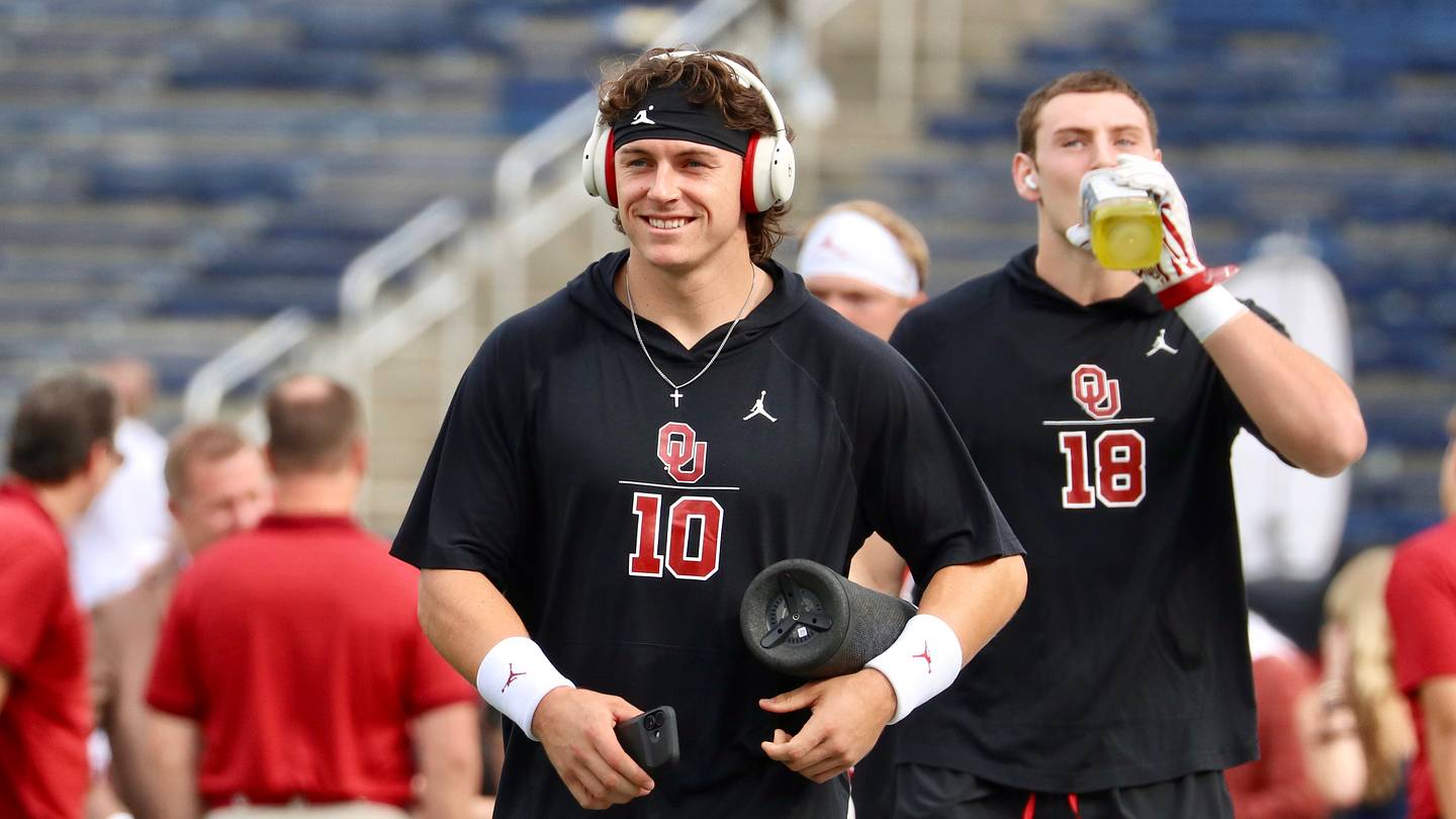 Live Updates From No. 11 Oklahoma's Blue Blood Battle With Michigan