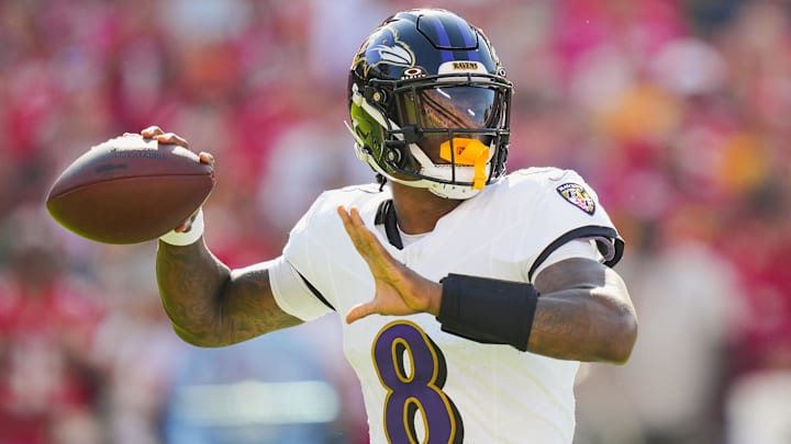 Lamar Jackson is expected to return for the Ravens in Week 8.
