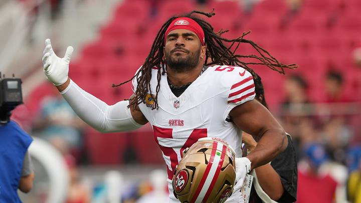 Sep 28, 2025; Santa Clara, California, USA; San Francisco 49ers middle linebacker Fred Warner (54) before the game against the Jacksonville Jaguars at Levi's Stadium. Mandatory Credit: Darren Yamashita-Imagn Images Sep 28, 2025; Santa Clara, California, USA; San Francisco 49ers middle linebacker Fred Warner (54) before the game against the Jacksonville Jaguars at Levi's Stadium. Mandatory Credit: Darren Yamashita-Imagn Images