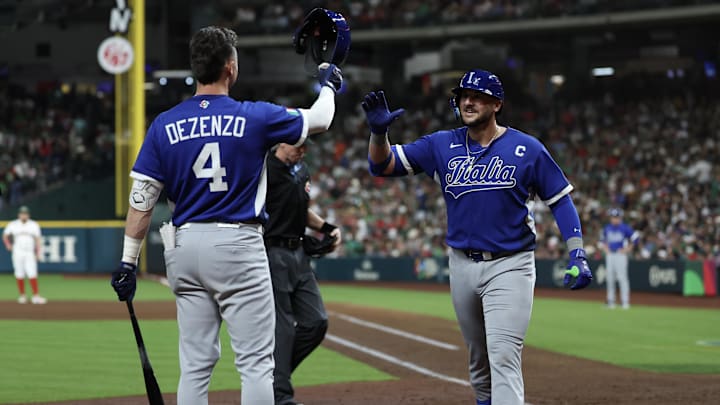 Vinnie Pasquantino fue la gran figura ofensiva de Italia en la victoria sobre México, que ayudó a Estados Unidos a clasificar a cuartos en el Clásico Mundial