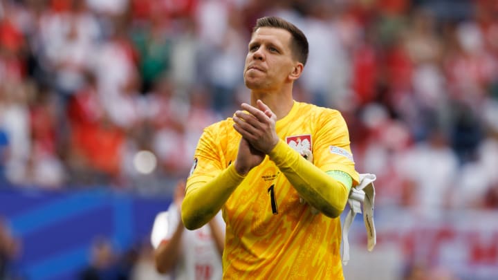 Wojciech Szczesny (Poland) greets fans after UEFA Euro 2024...
