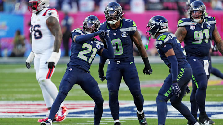 Seattle Seahawks defensive end DeMarcus Lawrence (0).