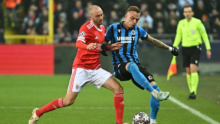 Benfica venceu a ida, na Bélgica, por 2 a 0