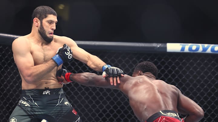 May 6, 2023; Newark, New Jersey, USA; Phil Hawes (red gloves) fights Ikram Aliskerov (blue gloves) during UFC 288 at Prudential Center. Mandatory Credit: Ed Mulholland-USA TODAY Sports