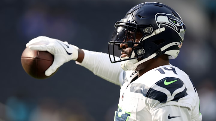 Seattle Seahawks v Los Angeles Rams