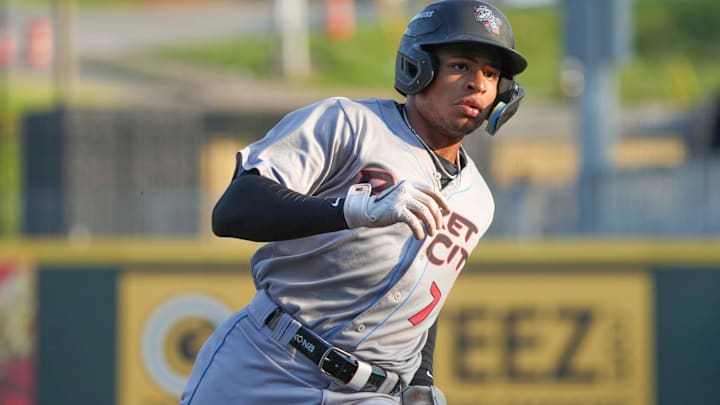 Rocket City infielder Christian Moore (7) runs during a minor league baseball game between the Knoxville Smokies and Rocket City Trash Pandas at Covenant Health Park on April 29, 2025. The Knoxville Smokies won 9-6 against the Rocket City Trash Pandas.