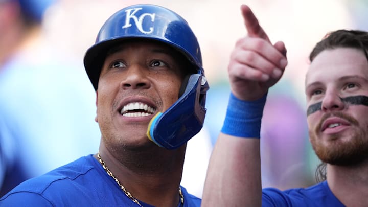 Sep 14, 2025; Philadelphia, Pennsylvania, USA; Kansas City Royals catcher Salvador Perez (13) reacts with teammates after hitting a three-run home run against the Philadelphia Phillies in the sixth inning at Citizens Bank Park. Mandatory Credit: Kyle Ross-Imagn Images Sep 14, 2025; Philadelphia, Pennsylvania, USA; Kansas City Royals catcher Salvador Perez (13) reacts with teammates after hitting a three-run home run against the Philadelphia Phillies in the sixth inning at Citizens Bank Park. Mandatory Credit: Kyle Ross-Imagn Images