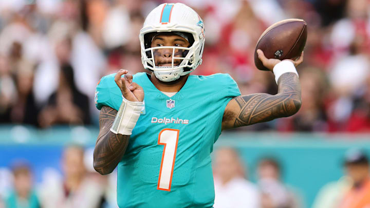 San Francisco 49ers v Miami Dolphins