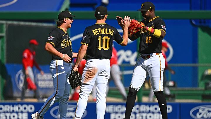 Los Angeles Angels v Pittsburgh Pirates