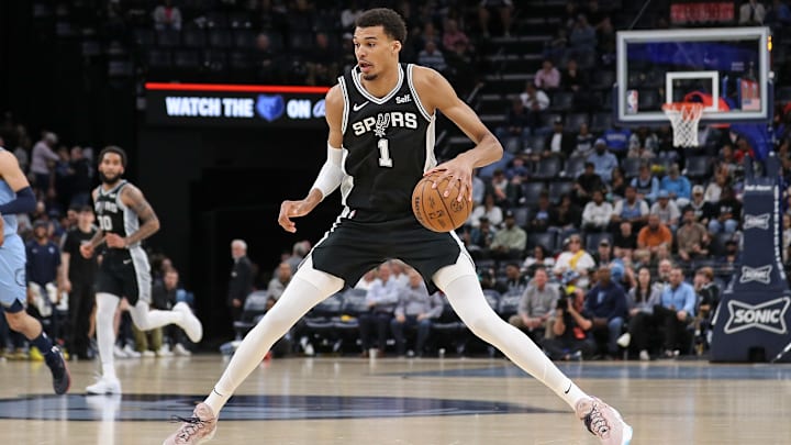 San Antonio Spurs v Memphis Grizzlies
