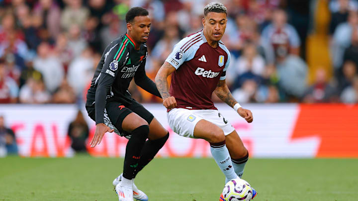 Aston Villa FC v Arsenal FC - Premier League