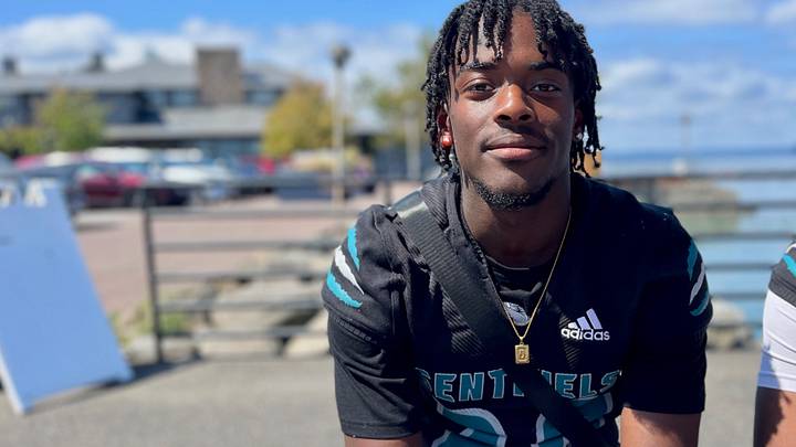 Spanaway Lake's D'Aryhian Clemons is a UW signee for 2025 class.
