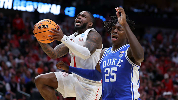 Duke v Houston - Duke basketball forward Mark Mitchell defends Houston's Jamal Shead