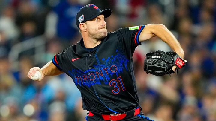 Apr 24, 2026; Toronto, Ontario, CAN; Toronto Blue Jays pitcher Max Scherzer (31) pitches against the Cleveland Guardians at Rogers Centre. Apr 24, 2026; Toronto, Ontario, CAN; Toronto Blue Jays pitcher Max Scherzer (31) pitches against the Cleveland Guardians at Rogers Centre.