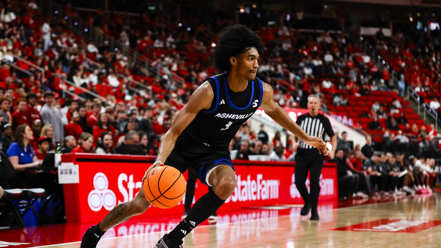 Kansas Transfer Portal: Jayhawks Secure Visit from High-Scoring Guard Kameron Taylor