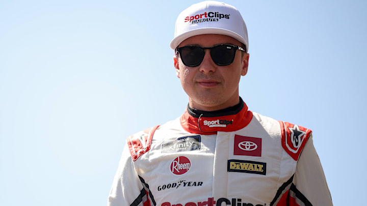 NASCAR Xfinity Series Sport Clips Haircuts VFW Help A Hero 200