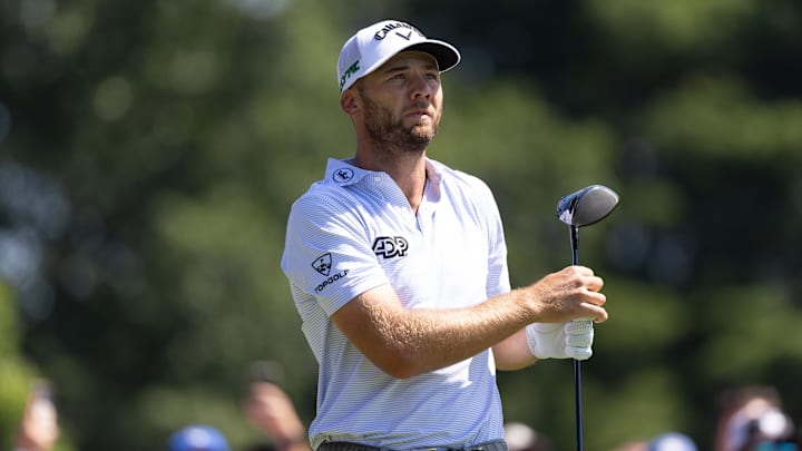 Jun 19, 2025; Cromwell, Connecticut, USA; Sam Burns plays his shot from the first tee during the first round of the Travelers Championship golf tournament. Mandatory Credit: Bill Streicher-Imagn Images Jun 19, 2025; Cromwell, Connecticut, USA; Sam Burns plays his shot from the first tee during the first round of the Travelers Championship golf tournament. Mandatory Credit: Bill Streicher-Imagn Images
