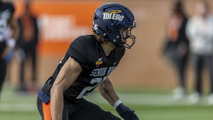 Jan 28, 2025; Mobile, AL, USA; National team defensive back Maxen Hook of Toledo (25) gets set during Senior Bowl practice for the National team at Hancock Whitney Stadium. Mandatory Credit: Vasha Hunt-Imagn Images