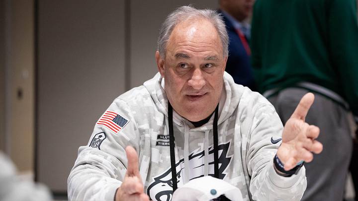 Philadelphia Eagles defensive coordinator Vic Fangio