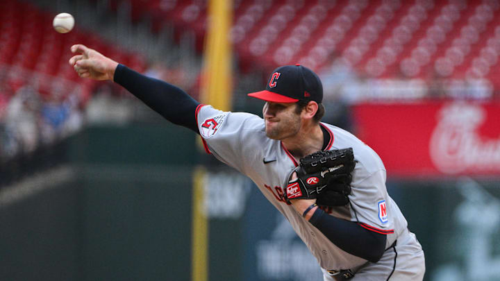 Apr 13, 2026; St. Louis, Missouri, USA; Cleveland Guardians starting pitcher Gavin Williams (32) pitches against the St. Louis Cardinals during the first inning at Busch Stadium. Mandatory Credit: Jeff Curry-Imagn Images