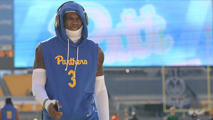 Nov 29, 2025; Pittsburgh, Pennsylvania, USA; Linebacker Rasheem Biles
