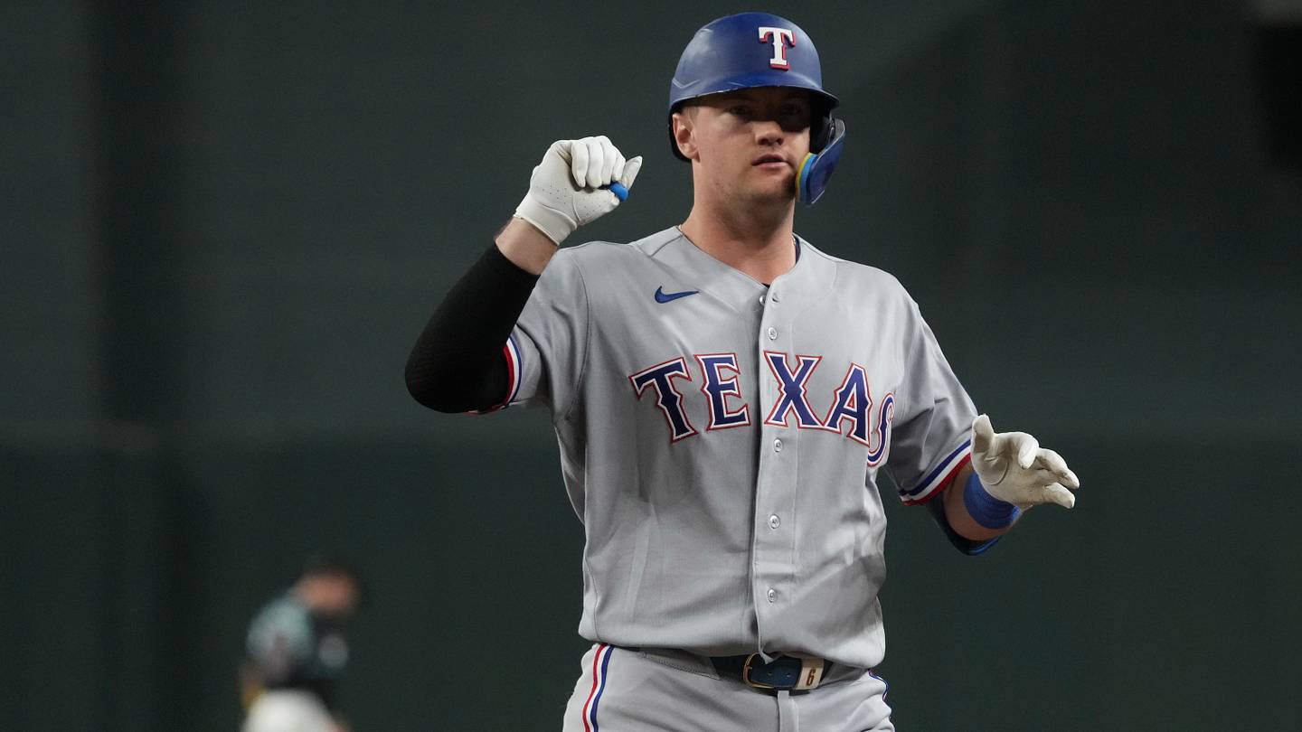 Where Every Injured Rangers Player Stands Going into the Offseason