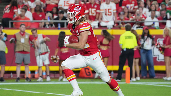Sep 5, 2024; Kansas City, Missouri, USA; Kansas City Chiefs running back Carson Steele (42) returns a kick against the Baltimore Ravens during the game at GEHA Field at Arrowhead Stadium. Mandatory Credit: Denny Medley-Imagn Images