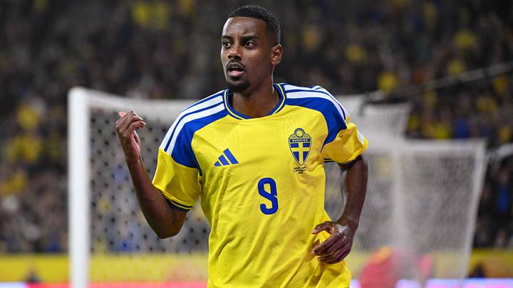 FBL-EUR-NATIONS-SWE-ROU