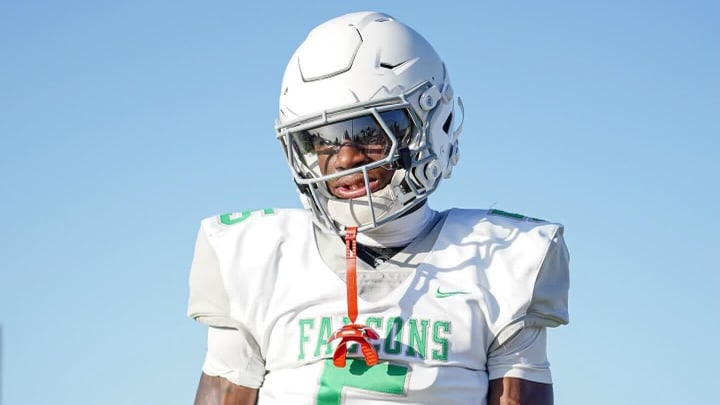 Kansas State Wildcats defensive back commit Josiah Jones (#5) Kansas State Wildcats defensive back commit Josiah Jones (#5)