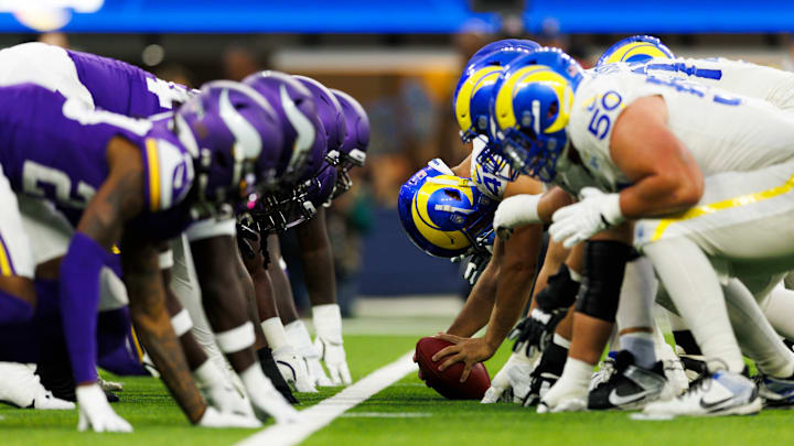 Minnesota Vikings and Los Angeles Rams players