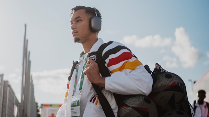 Mio Backhaus bleibt die Nummer 2 des SV Werder