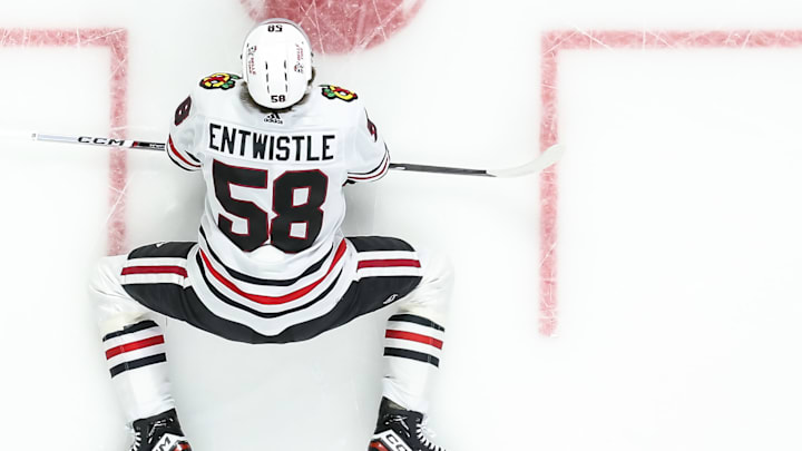 Chicago Blackhawks v Ottawa Senators