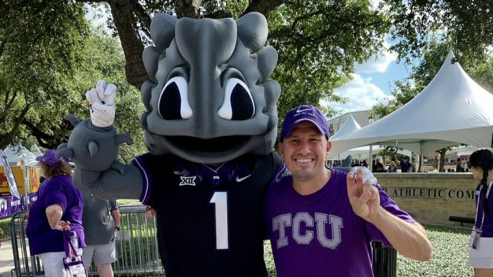 Hangin' with Super Frog