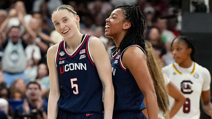 Paige Bueckers closed out her legendary UConn career in style on Sunday. 