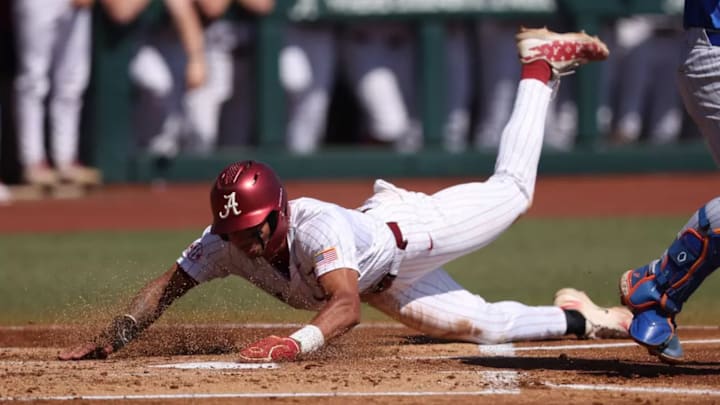 Alabama Baseball Player Justin Lebron (1) in action against Florida at Sewell-Thomas Stadium in Tuscaloosa, AL on Saturday, Mar 21, 2026.