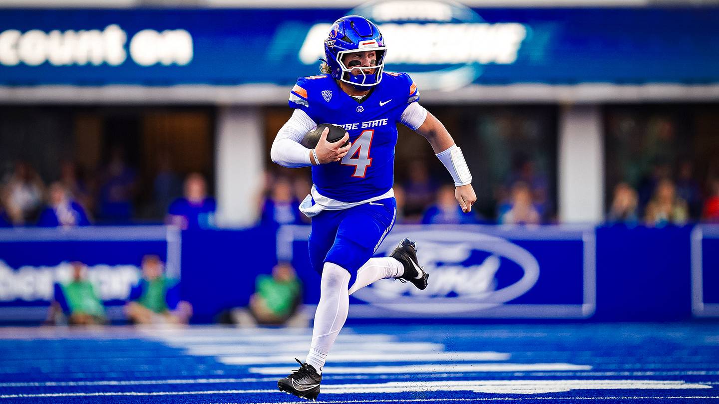 Boise State head coach Spencer Danielson, quarterback Maddux Madsen recap victory over Utah State in Pac-12 opener