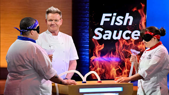 HELL'S KITCHEN: Gordon Ramsay with contestants in the HELL'S KITCHEN “A Sticky Situation” episode airing Thursday, Dec. 5 (8:00- 9:01 PM ET/PT) on FOX.