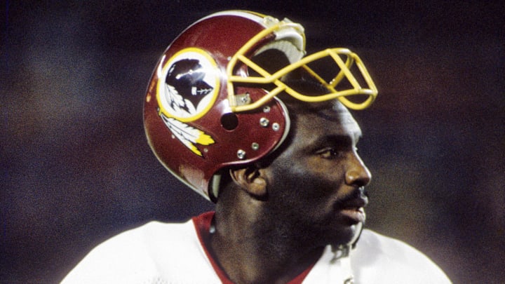 Jan 31, 1988; San Diego, CA, USA; FILE PHOTO; Washington Redskins quarterback Doug Williams (17) on the field against the Denver Broncos during Super Bowl XXII at Jack Murphy Stadium. Washington defeated Denver 42-10. Mandatory Credit: Manny Rubio-Imagn Images Jan 31, 1988; San Diego, CA, USA; FILE PHOTO; Washington Redskins quarterback Doug Williams (17) on the field against the Denver Broncos during Super Bowl XXII at Jack Murphy Stadium. Washington defeated Denver 42-10. Mandatory Credit: Manny Rubio-Imagn Images