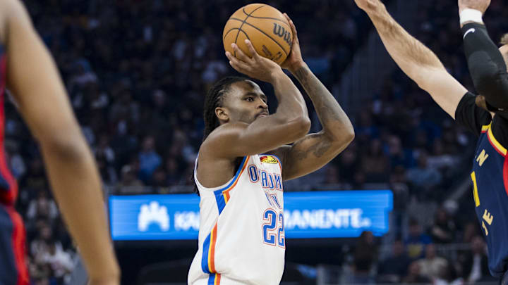 Nov 27, 2024; San Francisco, California, USA; Oklahoma City Thunder guard Cason Wallace shoots against the Golden State Warriors during the first half at Chase Center. Mandatory Credit: John Hefti-Imagn Images Nov 27, 2024; San Francisco, California, USA; Oklahoma City Thunder guard Cason Wallace shoots against the Golden State Warriors during the first half at Chase Center. Mandatory Credit: John Hefti-Imagn Images
