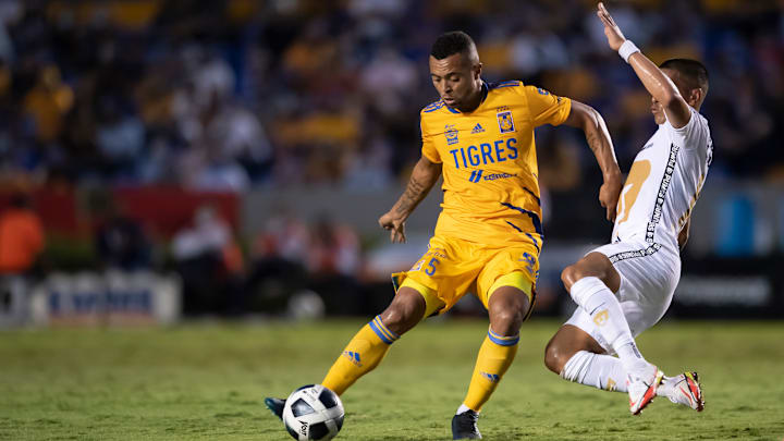 Tigres UANL v Pumas UNAM - Torneo Apertura 2021 Liga MX
