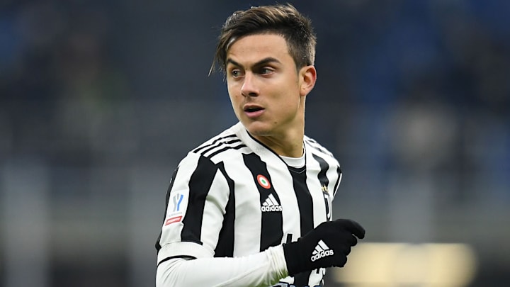 Paulo Dybala pourrait quitter la Juventus à l'issue de son contrat. Paulo Dybala pourrait quitter la Juventus à l'issue de son contrat.